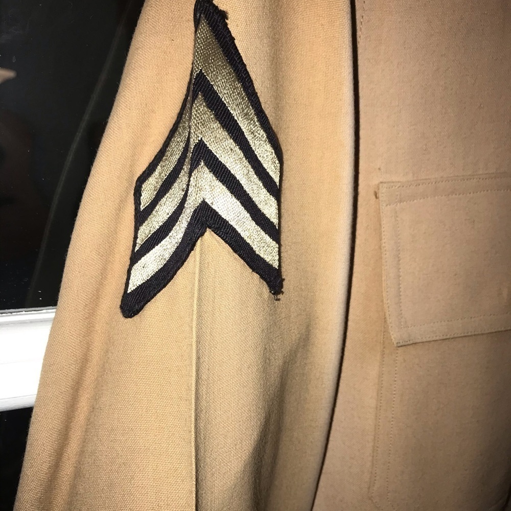 GUC Vintage Army Sergeant’s Shirt. This is an official Army issued shi… - Picture 3 of 16